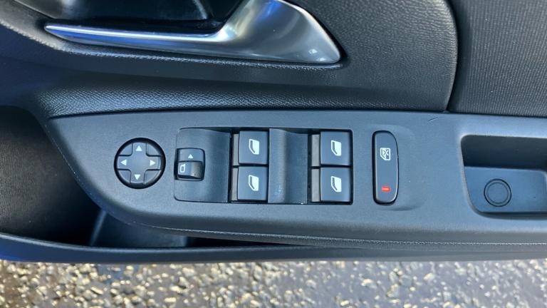 2024 Vauxhall Corsa 1.2 Design 5dr HATCHBACK PETROL Manual