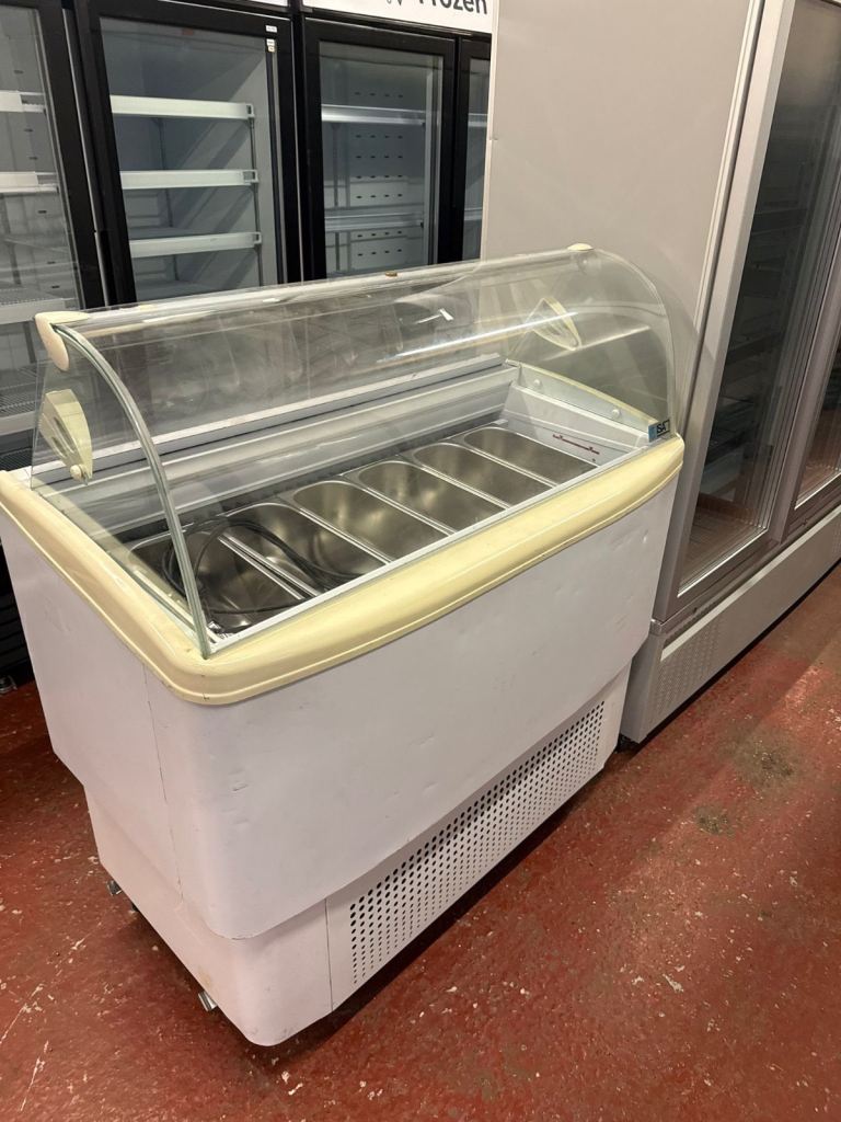 Commercial Ice Cream Display Freezer – Good Condition