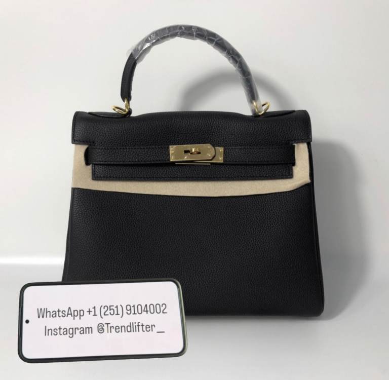 Hermes Kelly Togo leather bag GHW