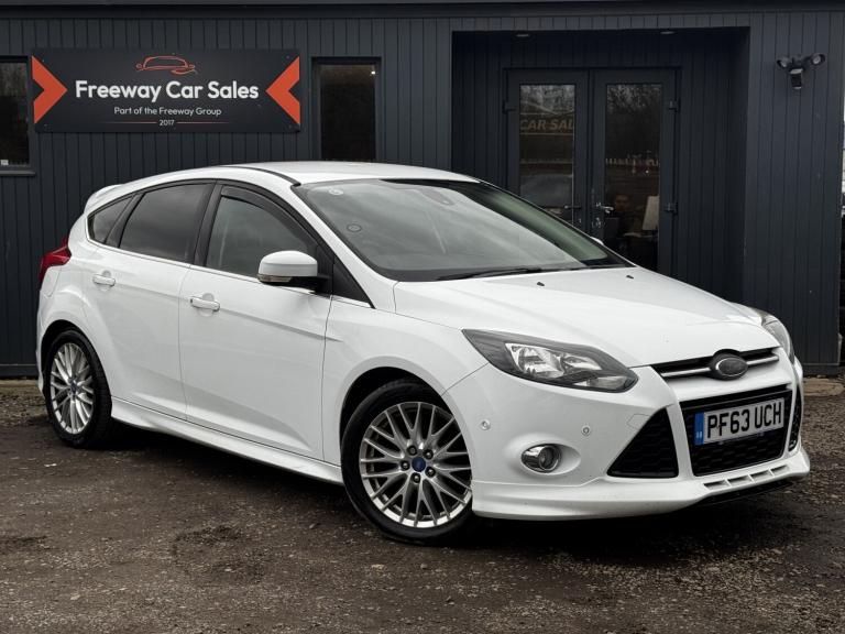 FORD FOCUS 1.0T EcoBoost Zetec S Hatchback 5dr Petrol Manual Euro 5 (s/s) (125