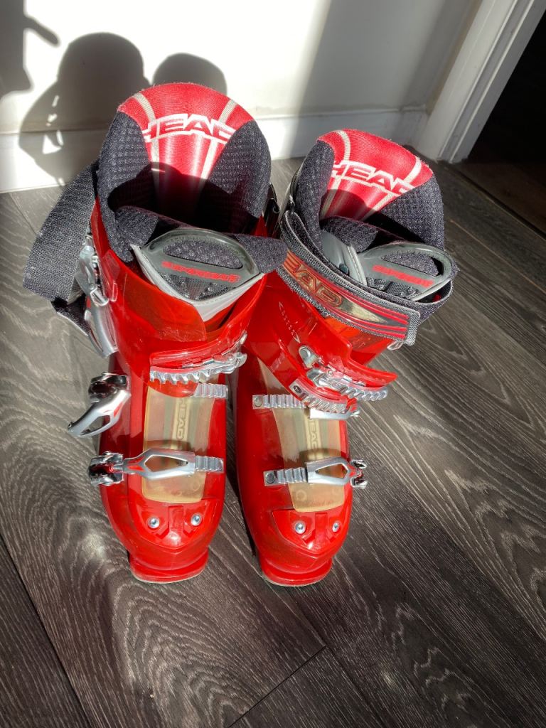 Ski boots Head. UK size 8/8.5 with case, great condition 