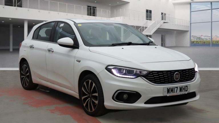 Fiat Tipo 1.4 MPI Lounge Euro 6 5dr Petrol Manual