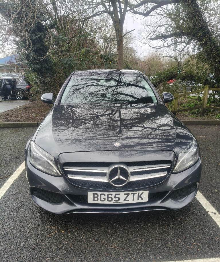 Mercedes-Benz C350E Sport saloon