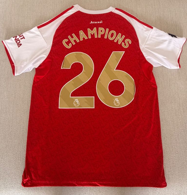 Arsenal 25/26 home shirt with gold  'CHAMPIONS 26’ on back - Size: Large (Last One)