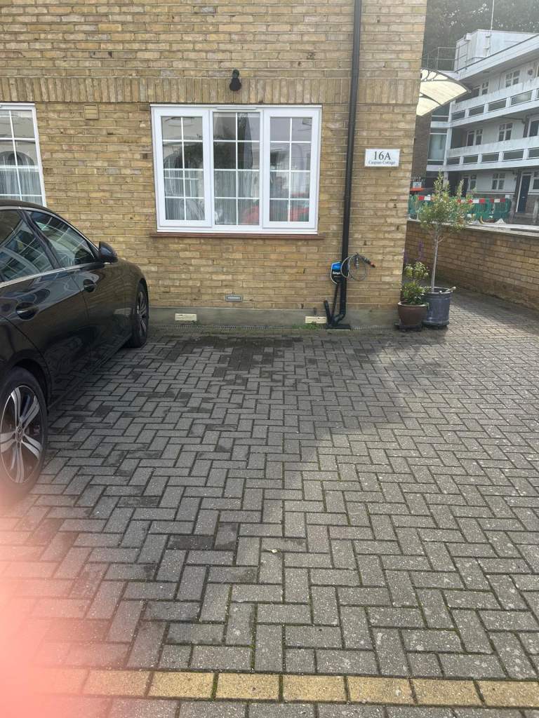 Offstreet parking in W6, St Peters Road