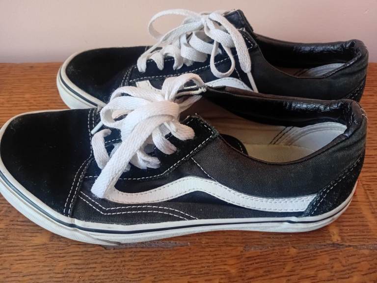 Ladies Black Vans Size 5