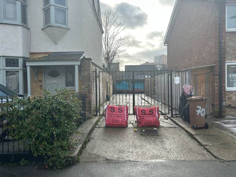Yard to Rent In Leyton, London, E10. 