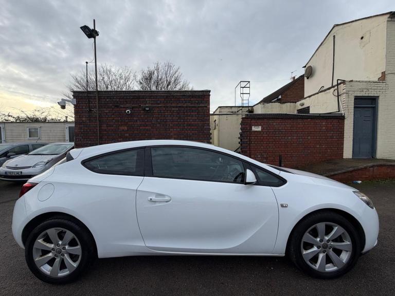 2014 Vauxhall Astra GTC 2.0 CDTi 16V Sport 3dr HATCHBACK DIESEL Manual