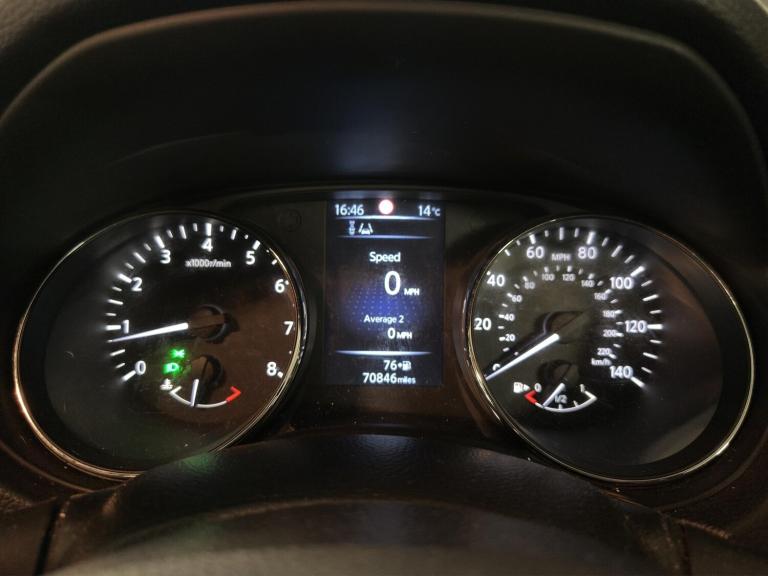 2014 Nissan Qashqai 1.2 DiG-T N-Tec 5dr HATCHBACK PETROL Manual