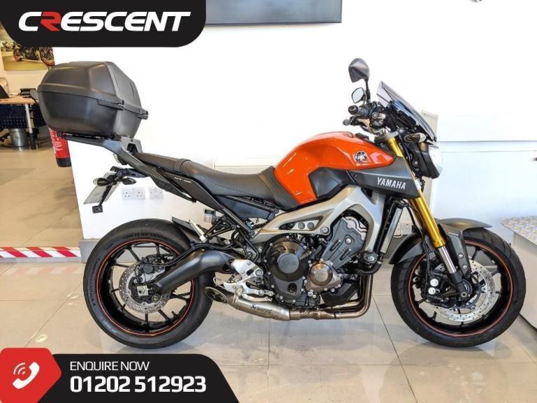 2016 YAMAHA MT-09 ABS - 1 OWNER - AKRAPOVIC - TAIL TIDY - SCREEN - TOP BOX  