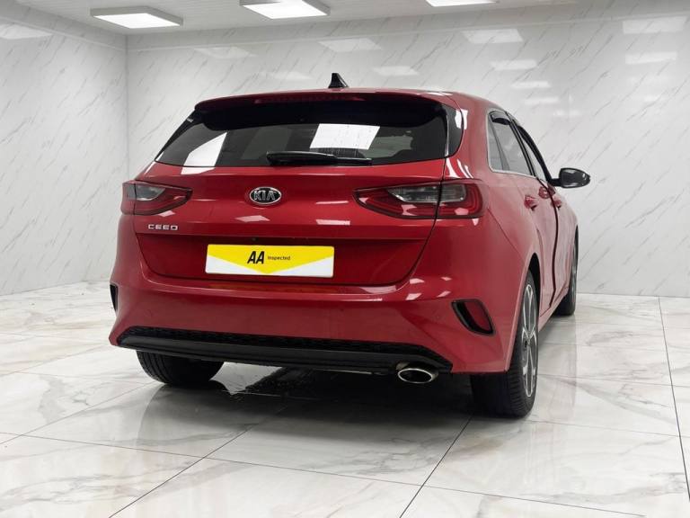 2018 Kia Ceed 1.4 T-GDi First Edition Hatchback 5dr Petrol Manual Euro 6 (s/s) (138 bhp)  Hatchba...