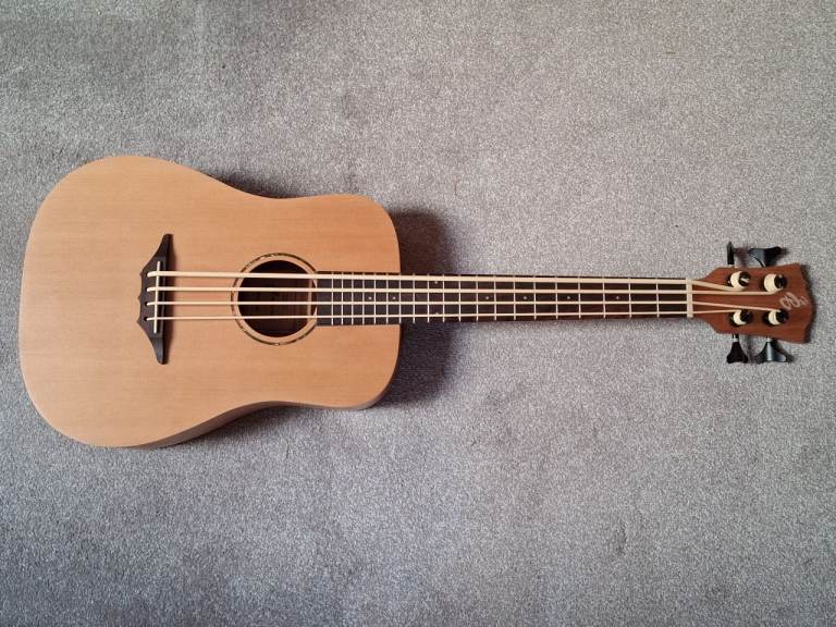 Harley Benton Bass Ukulele