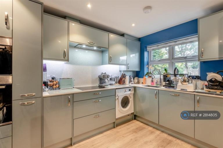 3 bedroom house in Papermakers Court, Maidstone, ME15 (3 bed) (#2814805)