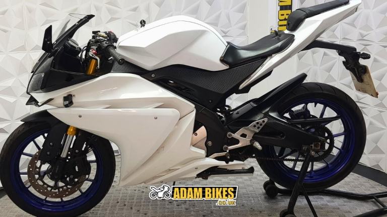 2016 Yamaha YZF R125 | *WARRANTY PROVIDED* 