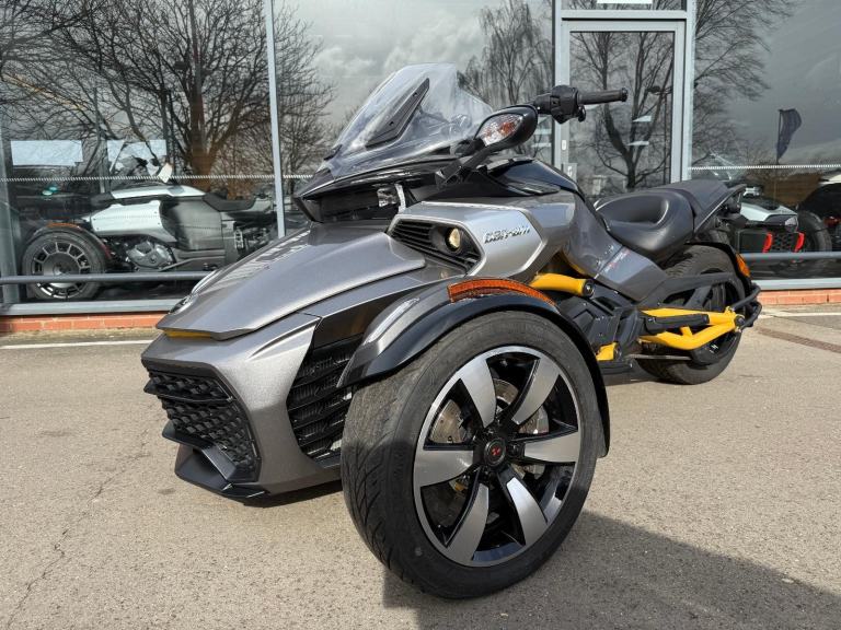 67 Plate Can-Am SPYDER F3s 1330cc 6 speed semi automatic trike supersport grille