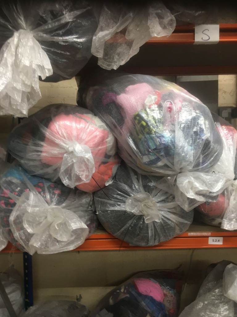 Bulk Second Hand Clothing for Ladies, Mens Kids A or B Grade From £1 KG. Delivery Available