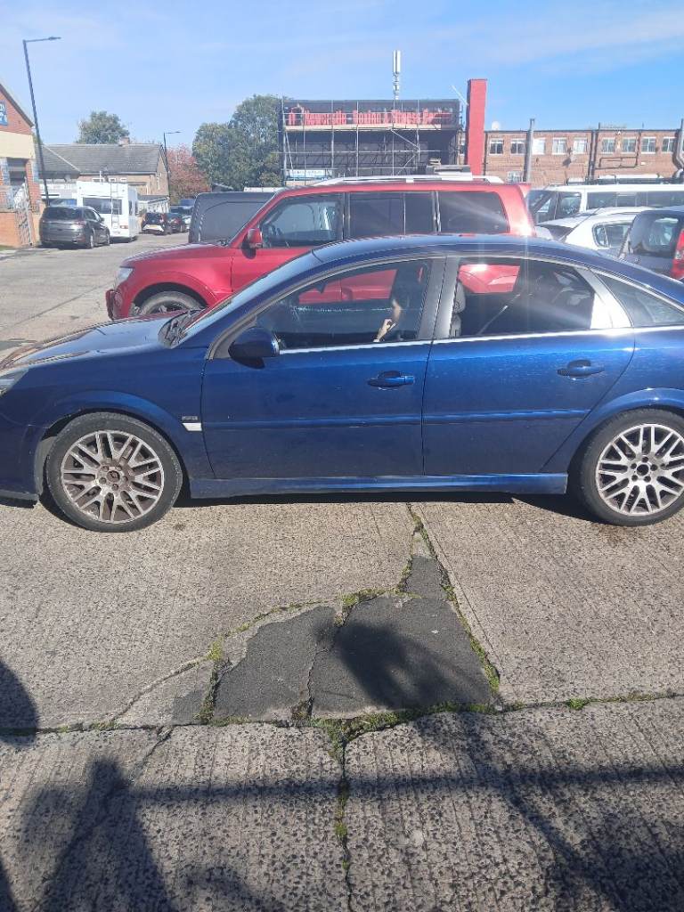 Vauxhall, VECTRA, Hatchback, 2008, Manual, 1910 (cc), 5 doors