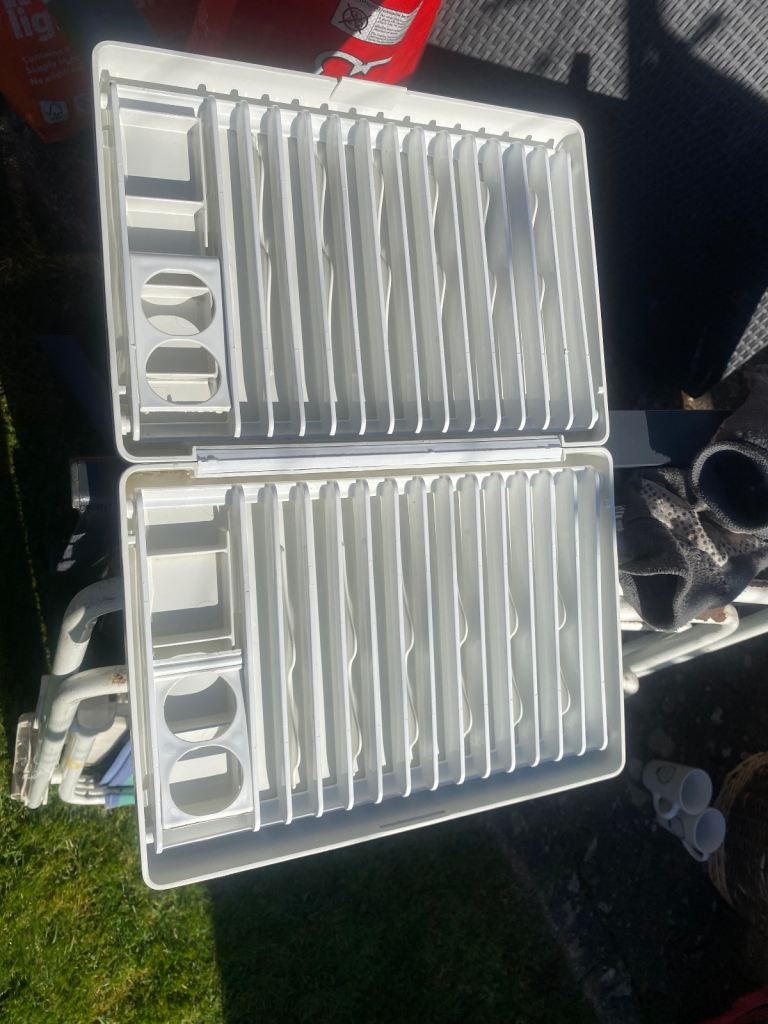 Folding drainer for boat or camping