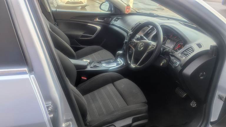 Automatic Vauxhall, INSIGNIA, Hatchback, 2014, , 1956 (cc), 5 doors