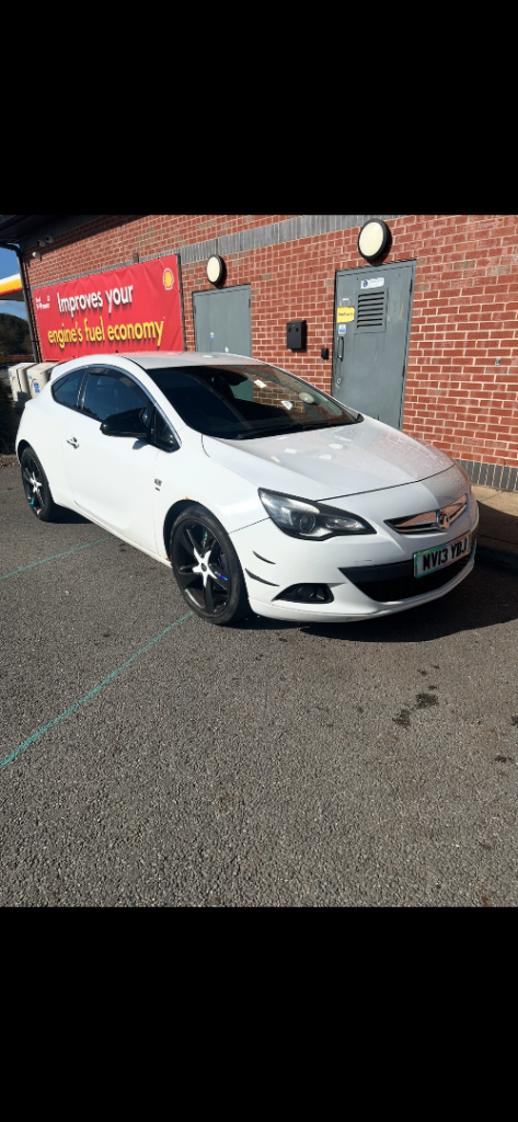 Vauxhall, ASTRA GTC, Hatchback, 2013, Manual, 1956 (cc), 3 doors