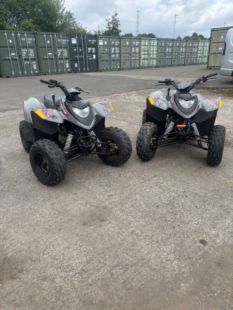 Polaris phoenix 200 quad bikes. 