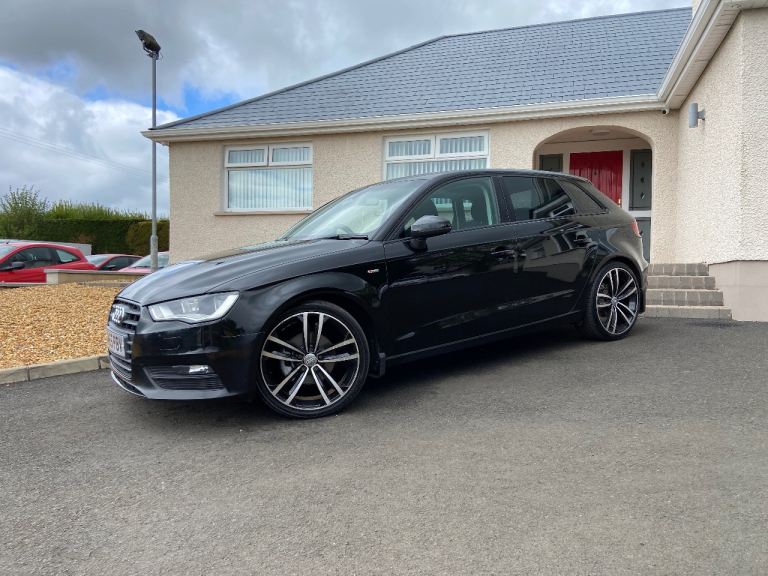 2015 Audi, A3, 1.6 TDI Sport  5 door Hatchback, full spec  £30 road tax low insurance group 55 mpg 