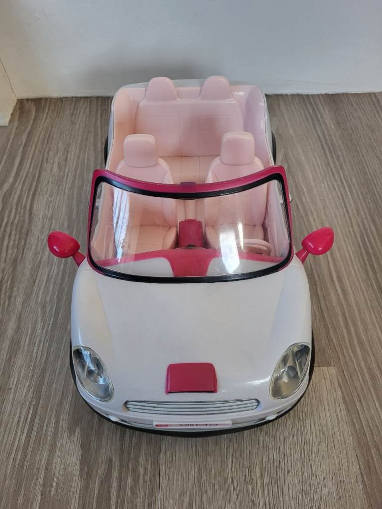 Lori Dolls Go Everywhere Pink/White Convertible Car with FM Radio