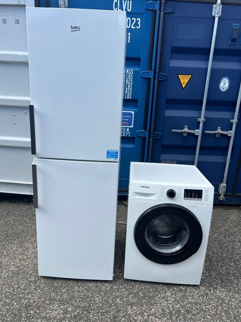 BEKO LARGE FRIDGE FREEZER FOR SALE 