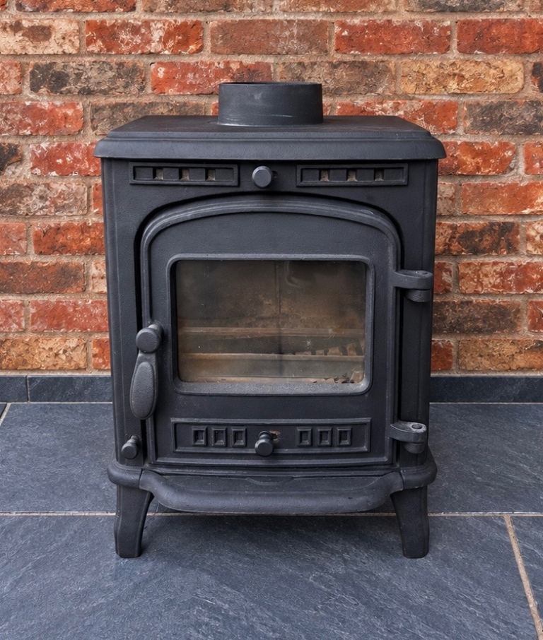 Log burner stove 
