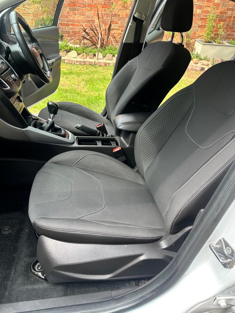 2016 Ford Focus 1.5 TDCi 120 Zetec 5dr HATCHBACK Diesel Manual