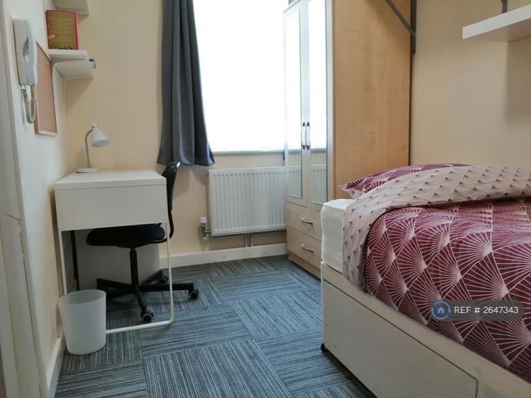 1 bedroom in Moss Street, Leamington Spa, CV31 (#2647343)