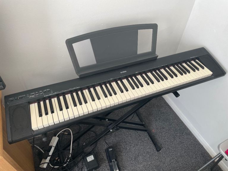 Yamaha NP-30 Keyboard (includes Stand and Sustain Pedal)