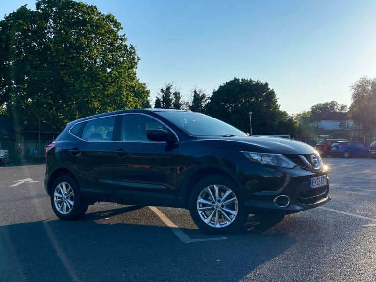 Nissan QASHQAI, SUV, 2016, Manual, 1197 (cc), 5 doors