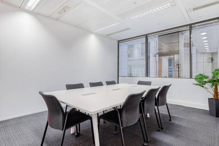 Croydon - CR9 2ER \ Adaptable Large Office Space for Your Business
