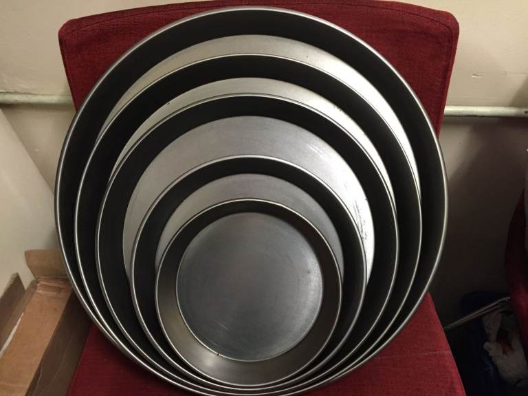 NEW BLACK IRON  7'' PIZZA PAN CATERING COMMERCIAL KITCHEN EQUIPMENT FAST FOOD SHOP TAKE AWAY SHOP