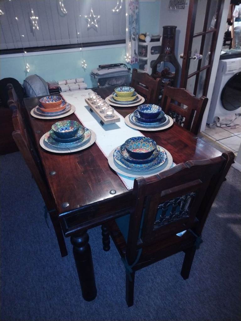 Indian Rosewood Solid Dining Table & Chairs