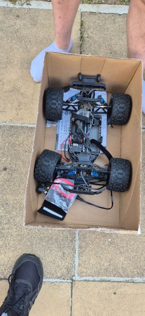 Ftx ramraider 1/10 brushless buggy