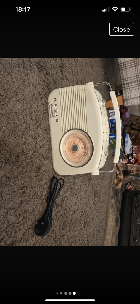 Steepletone Brighton 1950’s portable Retro Style Rotary Radio 