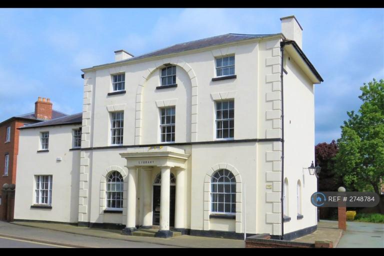 Studio flat in Fullwood House, Ellesmere, SY12 (#2748784)