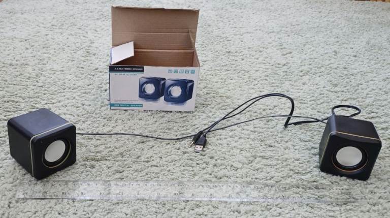USB Mini Cube Speakers – Black, Good Condition