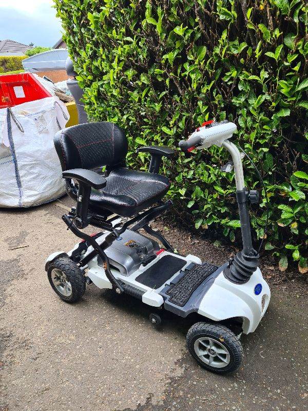 Travel medoum tga mobility scooter one fold can deliver 
