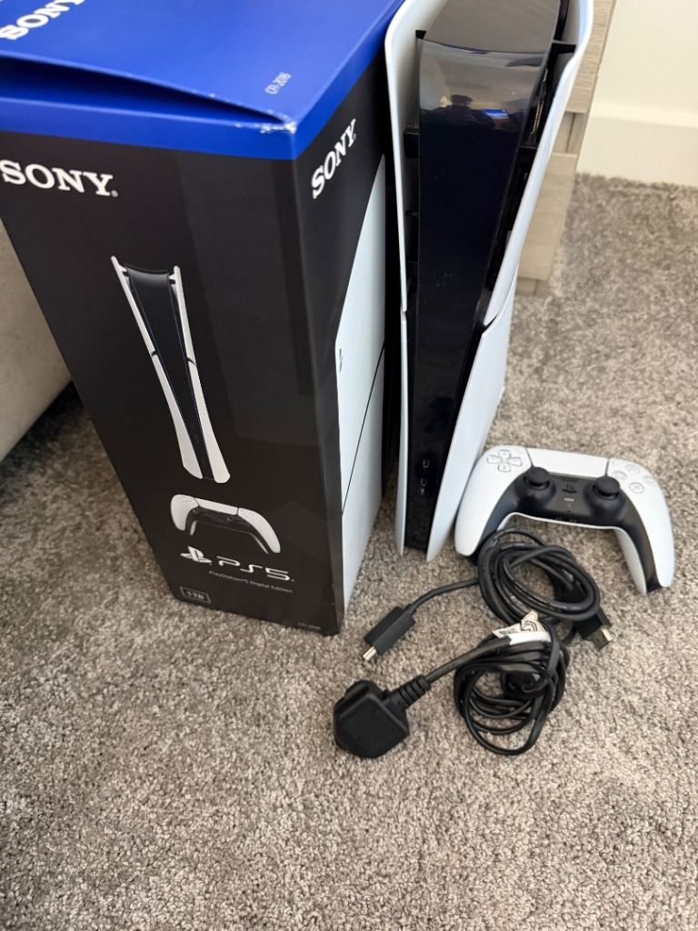 Ps5 slim digital 1TB bargain 