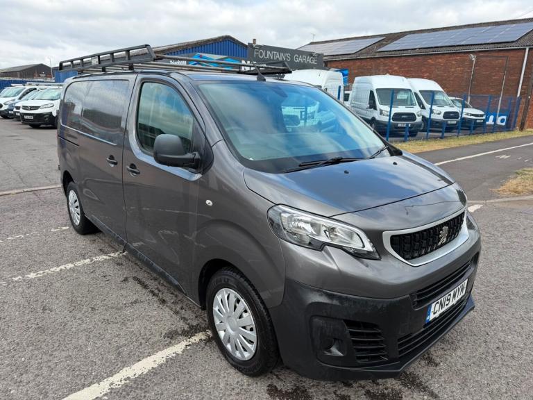 2019 Peugeot Expert 1400 2.0 BlueHDi 120 Professional Van 6 speed 93k a/c vivaro dispatch finan P...