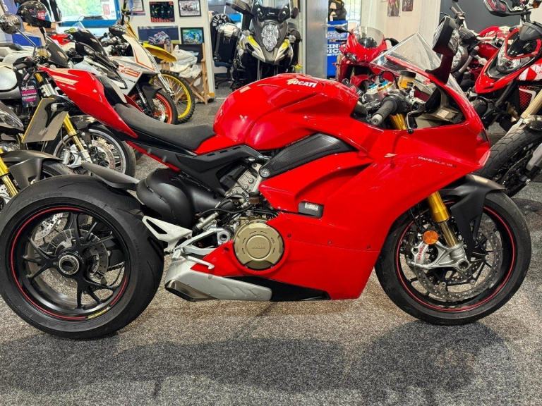 2019 Ducati Panigale V4 S