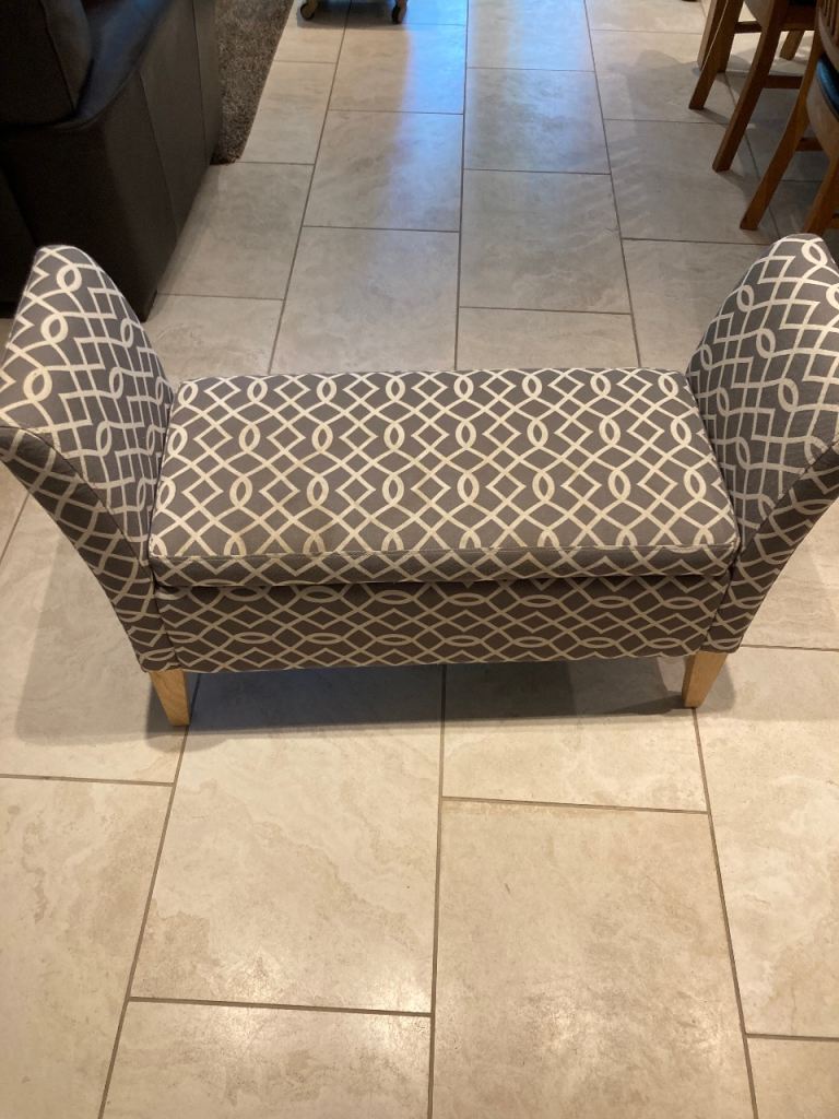 Storage Bench with Geometric Pattern – Good Condition