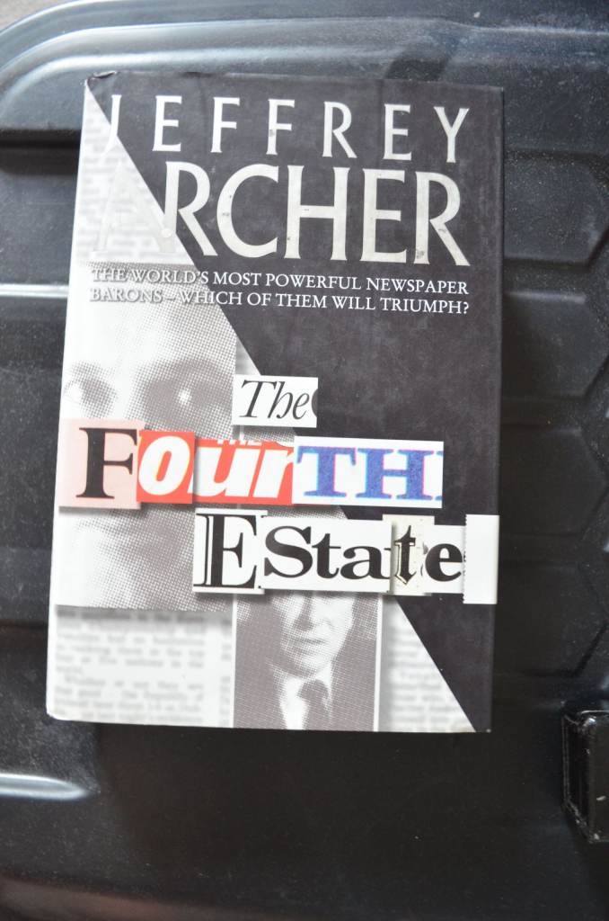Archer, Jeffrey  Signed Book, Fourth Estate by Hardback Book