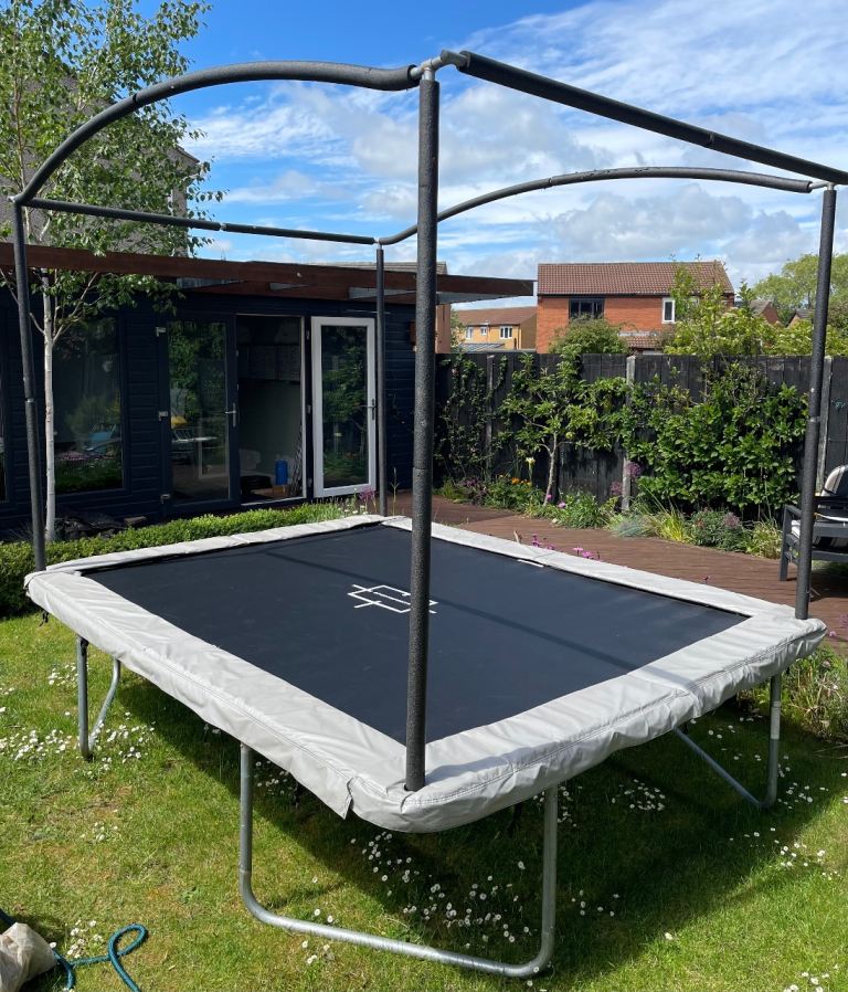 Sportspower Sport-Pro 8ft x 10ft Trampoline With Enclosure