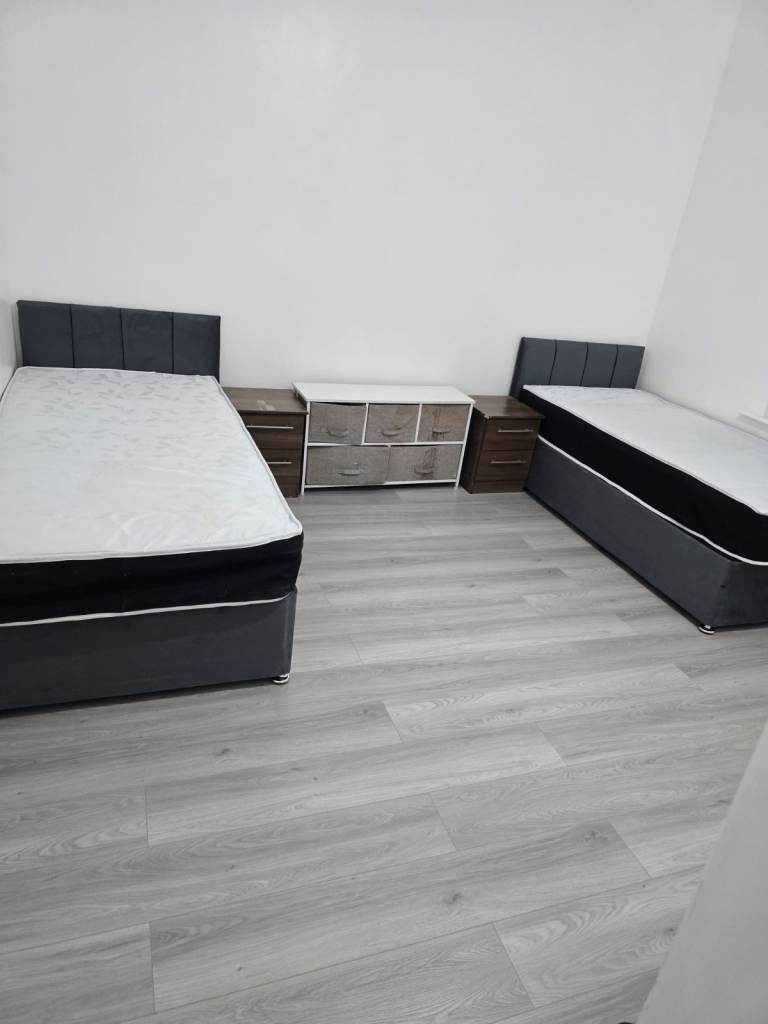 Spacious & Cosy Ensuite Room for Rent in - M13 0NQ