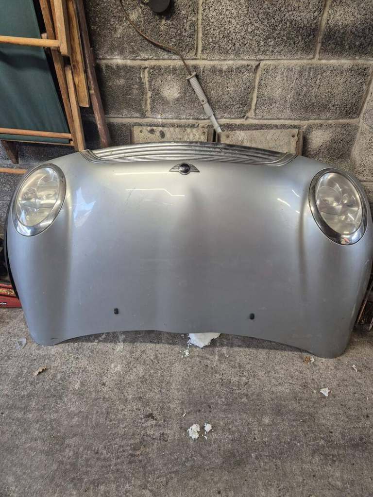 1st gen BMW Mini bonnet 