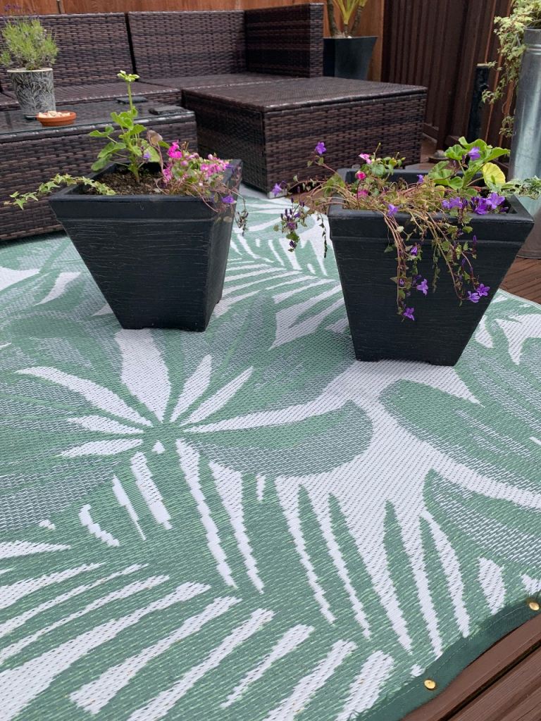 2 filled planters